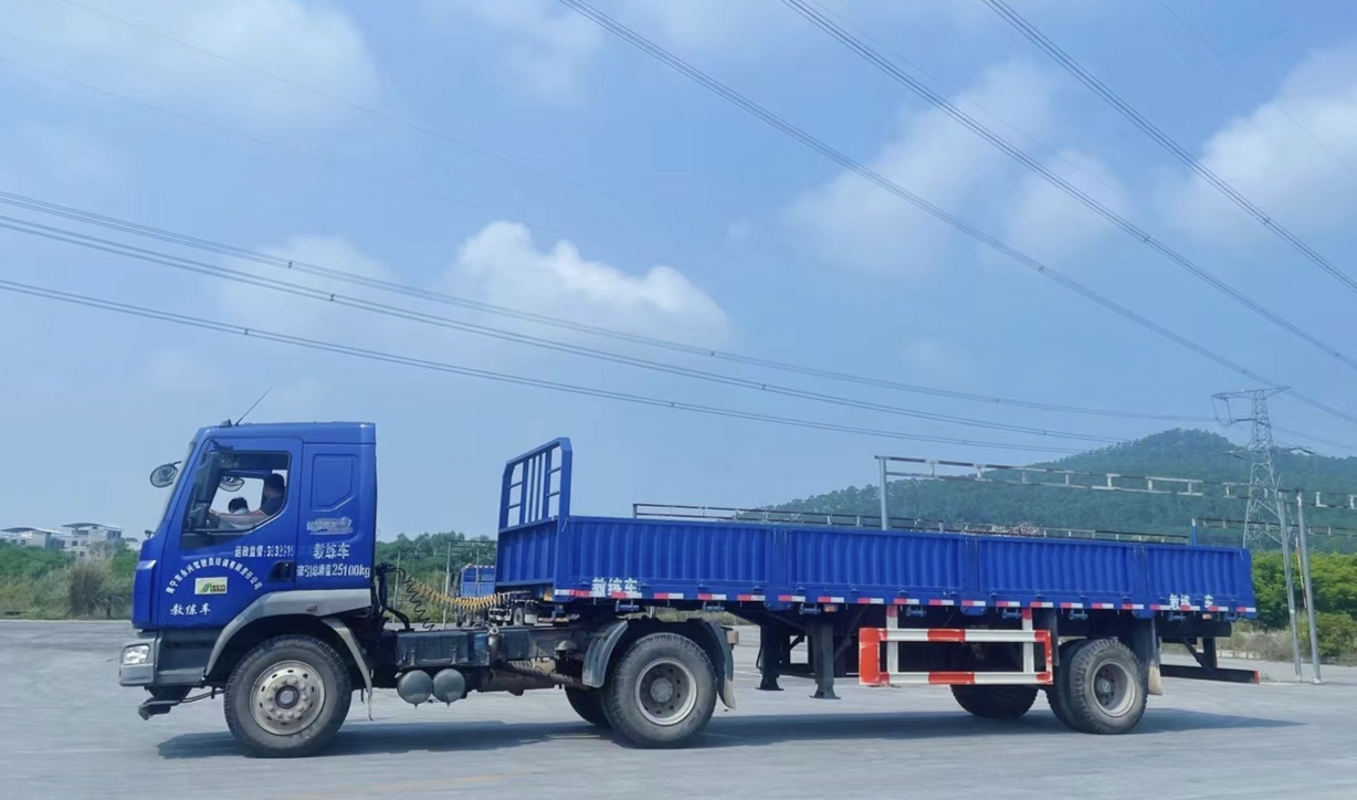 A2拖头教练车
