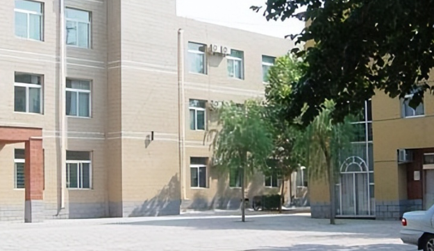 北京学校.png